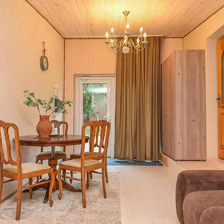 Kubu Loft *