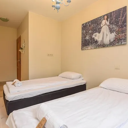Kubu Loft *