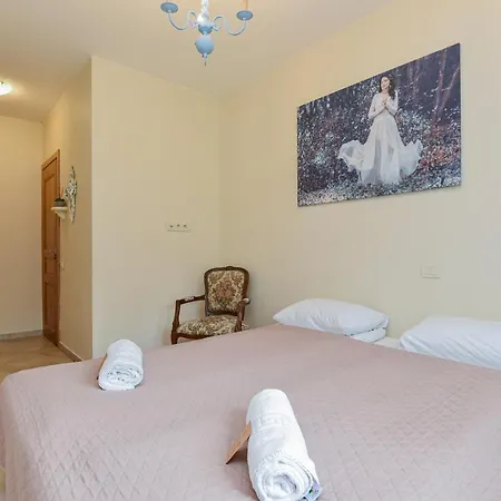 Kubu Loft *