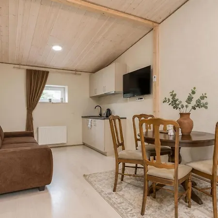 Kubu Loft Apartment *