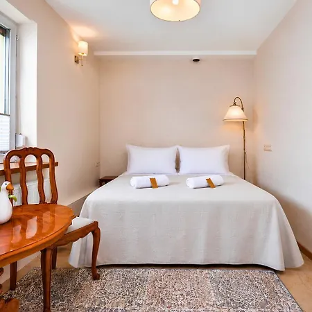 Kubu Loft *